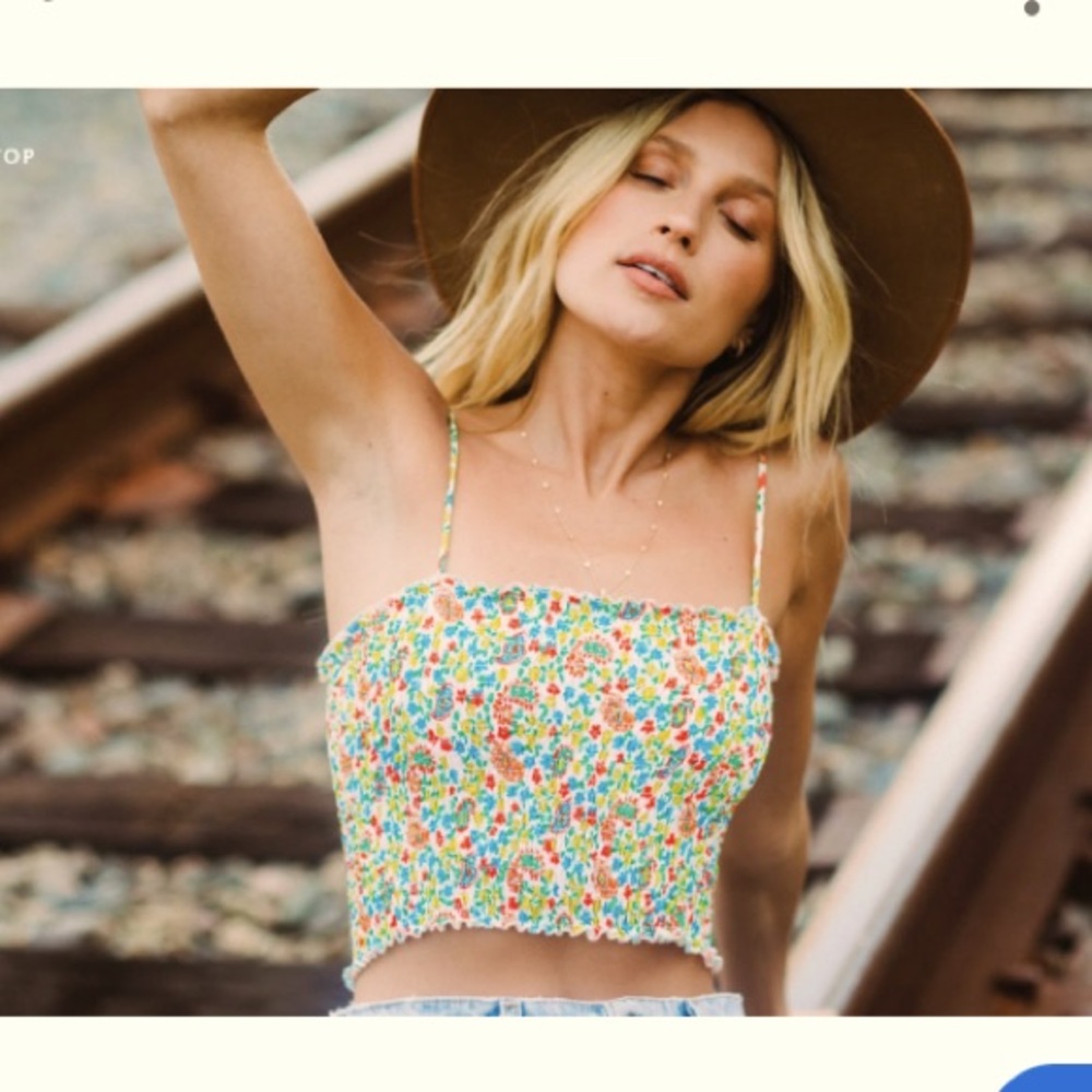 RESA Iris top in Woodstock